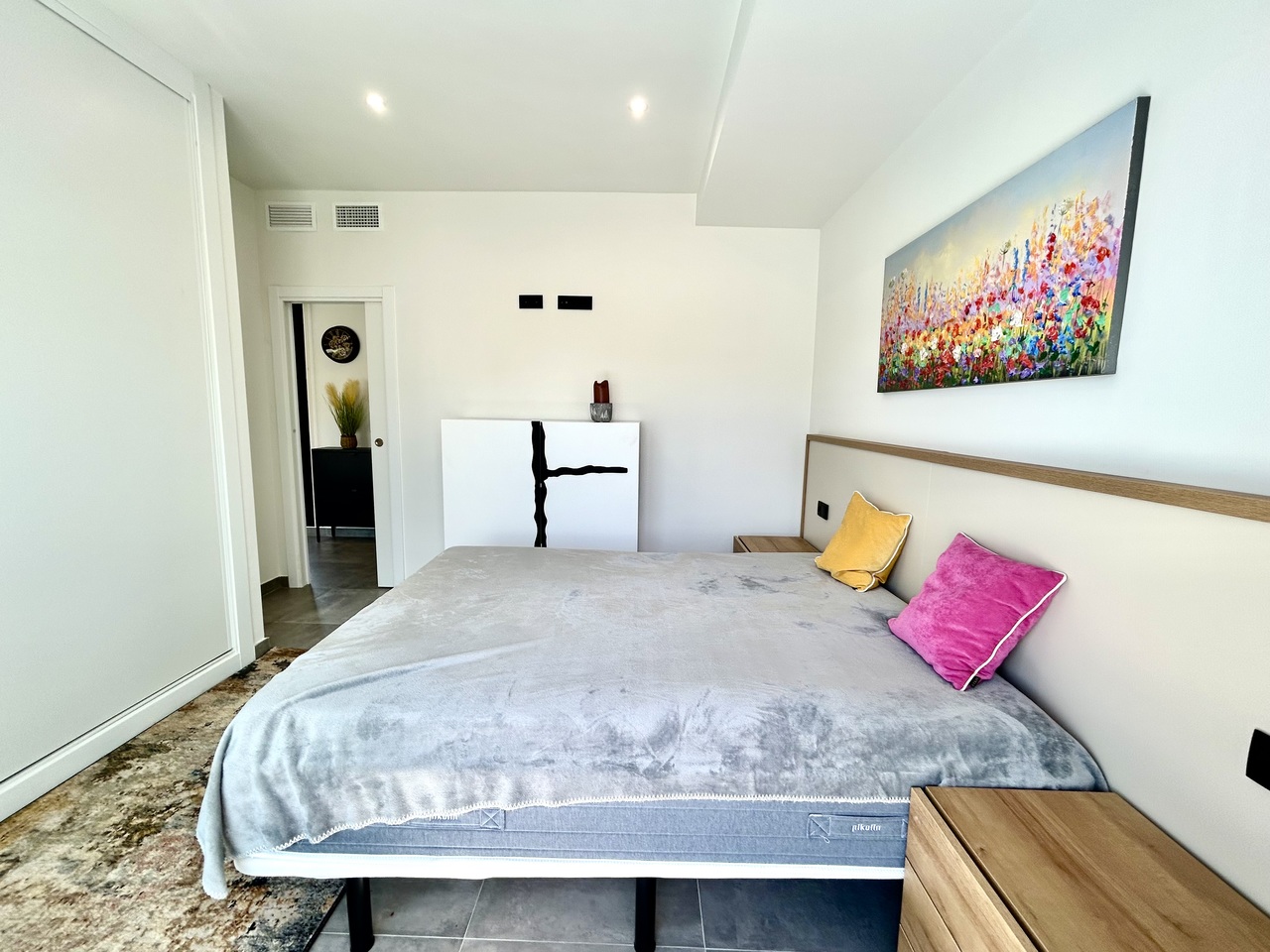 Villa for sale in Villamartin, Alicante, Spain