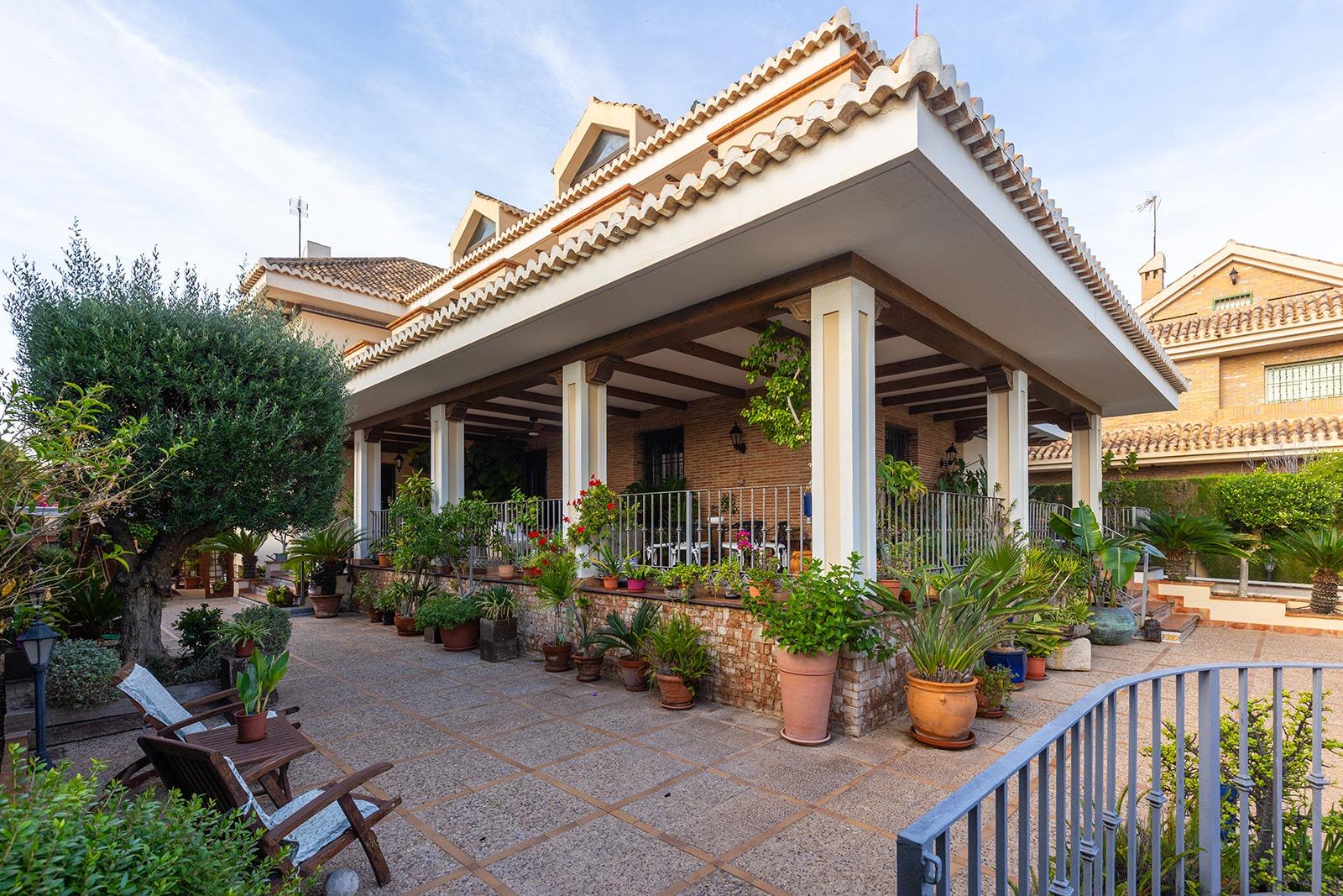 Villa for sale in Torrevieja, Alicante, Spain