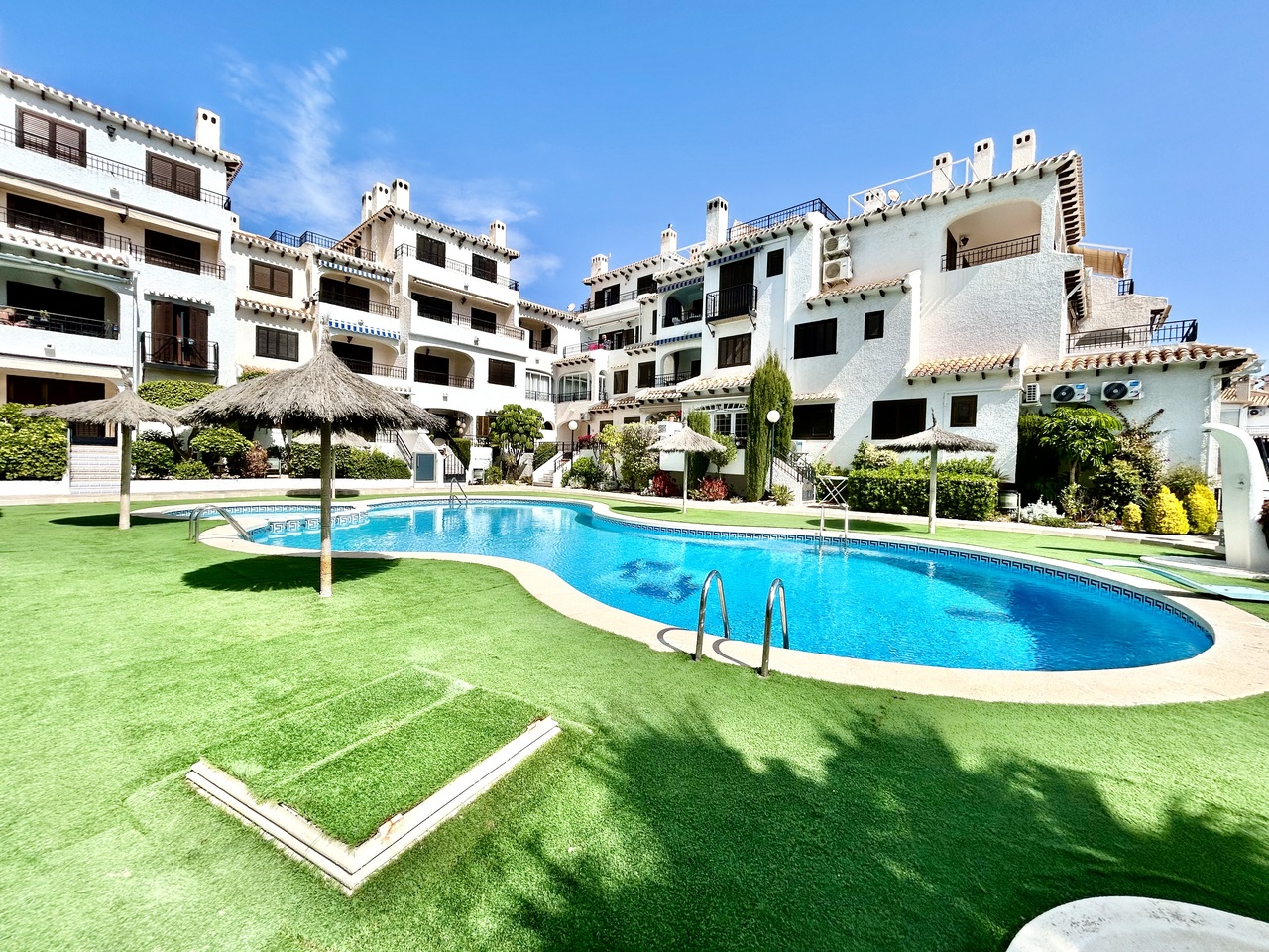 Apartment for sale in Cabo Roig, Alicante, Spain