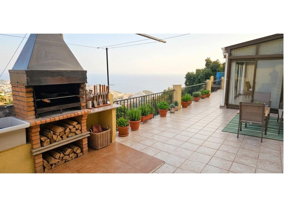 Villa for sale in Almuñecar, Granada, Spain