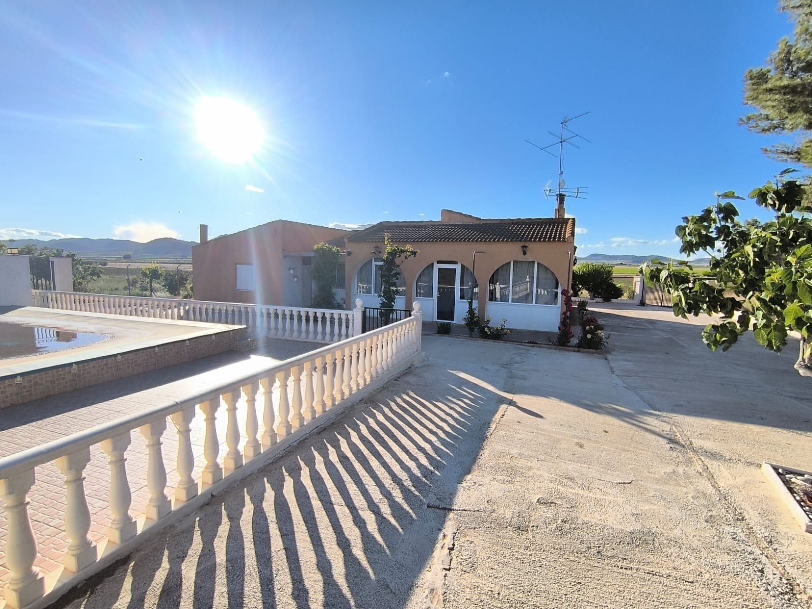 Country House for sale in Yecla, Murcia, Spain