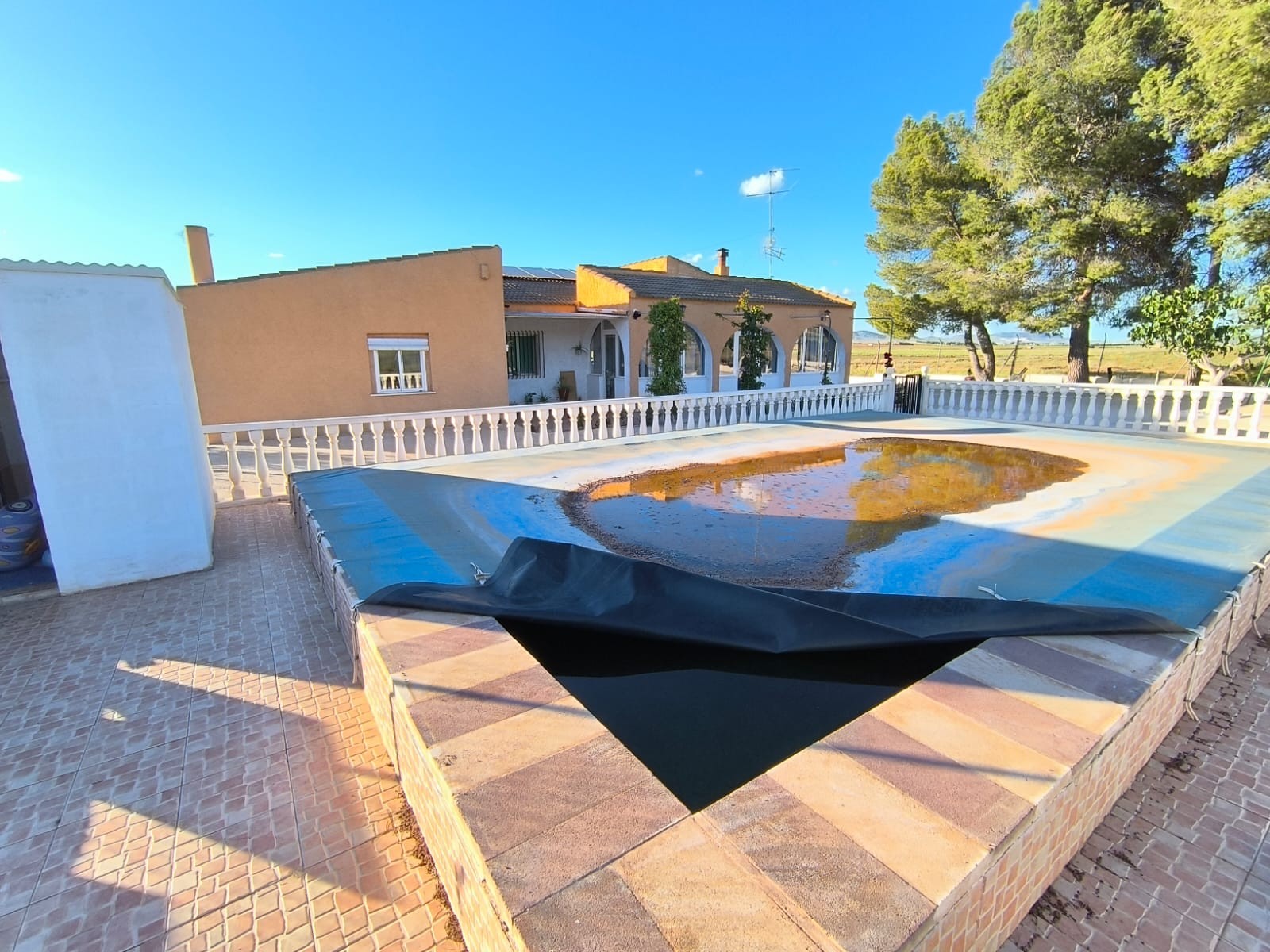 Country House for sale in Yecla, Murcia, Spain