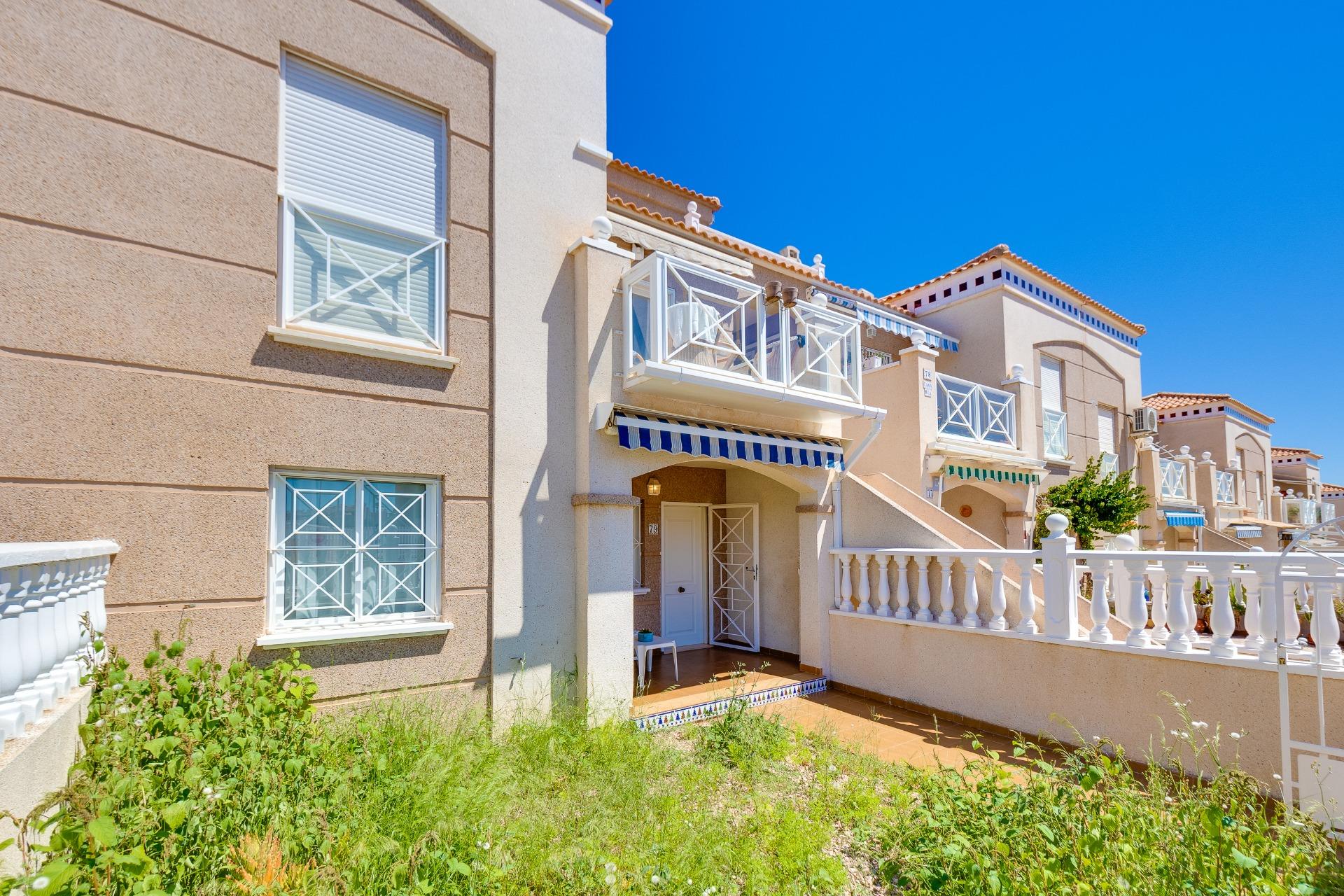 Bungalow for sale in Torrevieja, Alicante, Spain