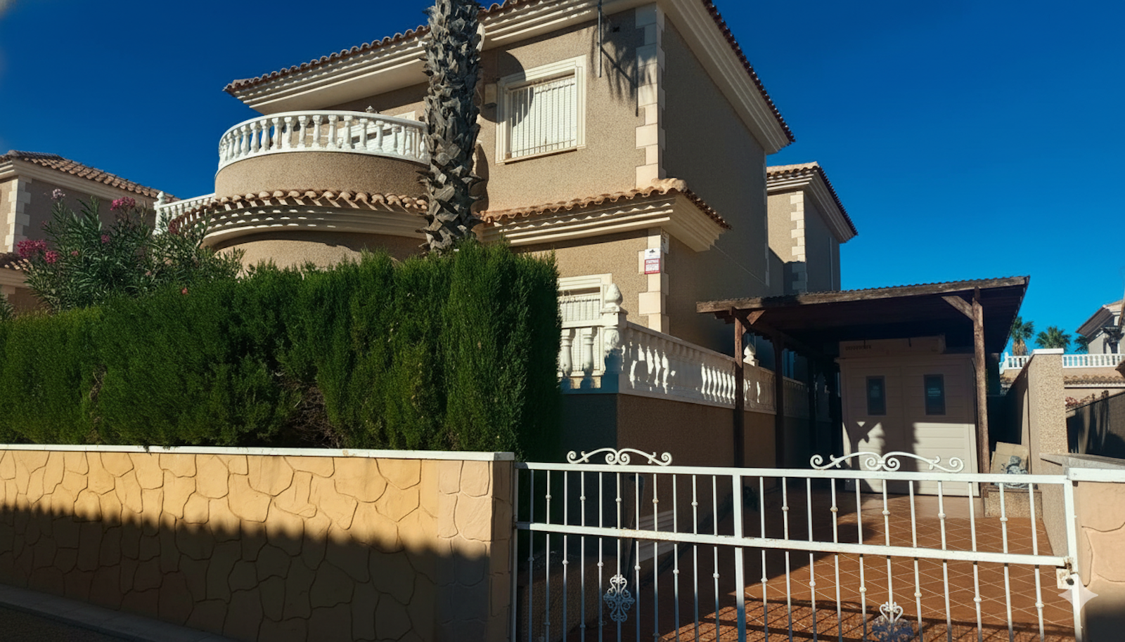 Villa en venta en Los Balcones