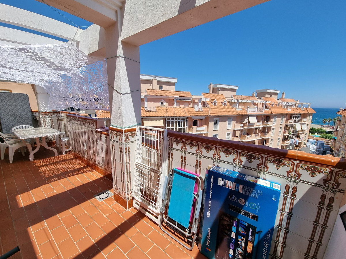 Penthouse for sale in San Luis De Sabinillas, Málaga, Spain