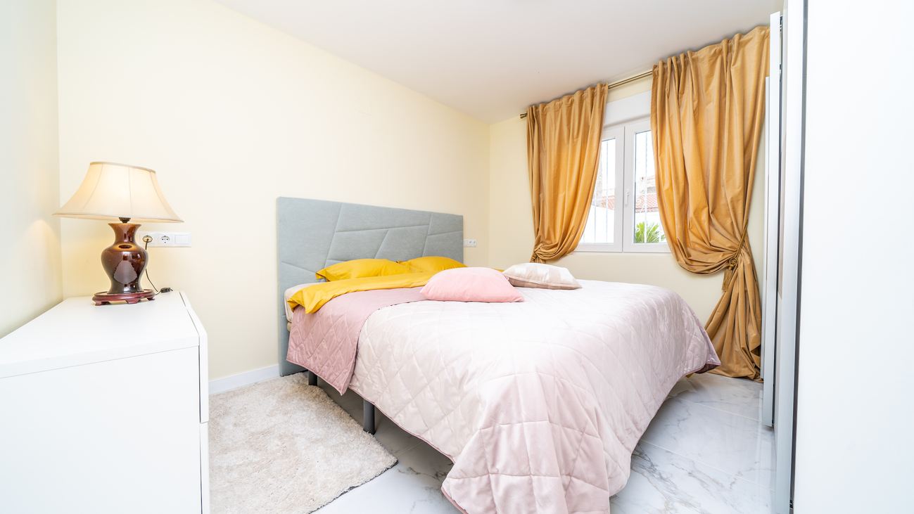 Bungalow for sale in Torrevieja, Alicante, Spain