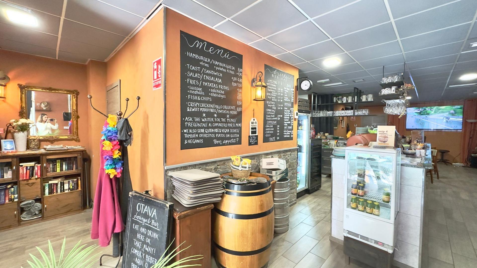 Commercial unit for sale in Torrevieja, Alicante, Spain