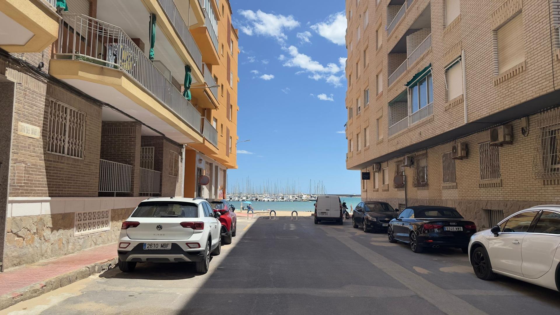 Commercial unit for sale in Torrevieja, Alicante, Spain