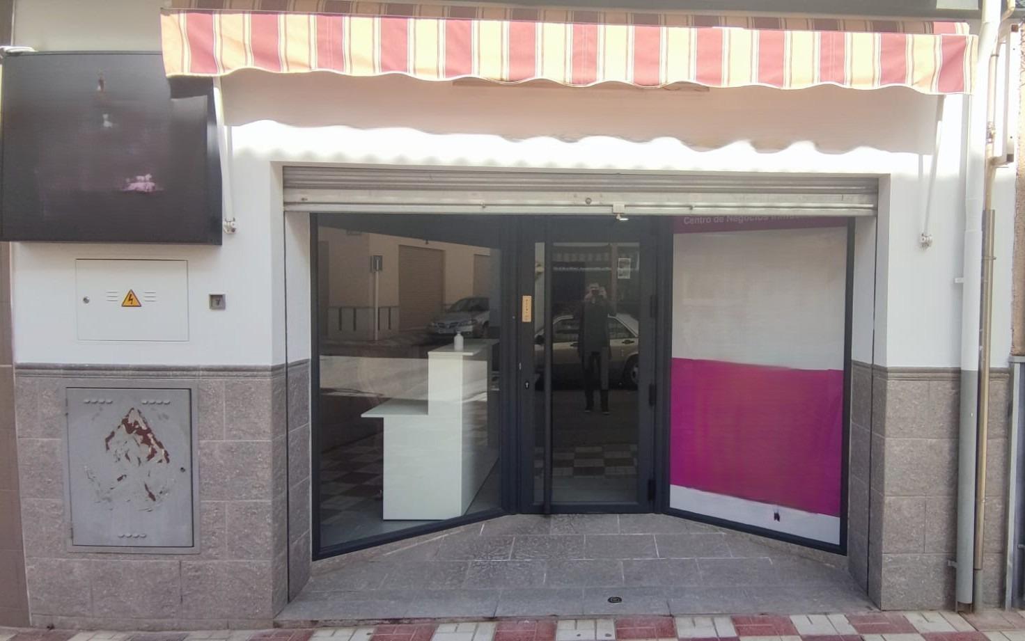 Commercial unit for sale in Albolote, Granada, Spain