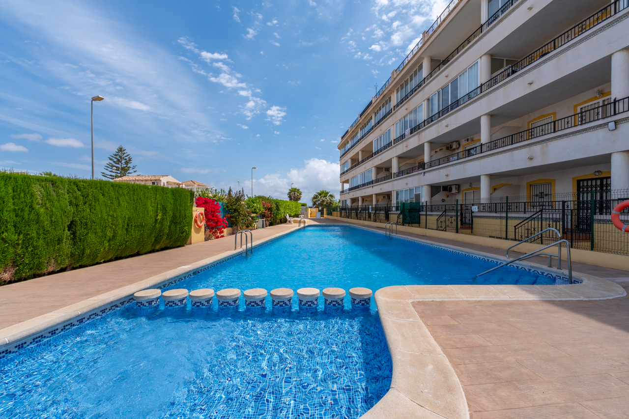 Apartment for sale in Playa Flamenca, Alicante, Spain