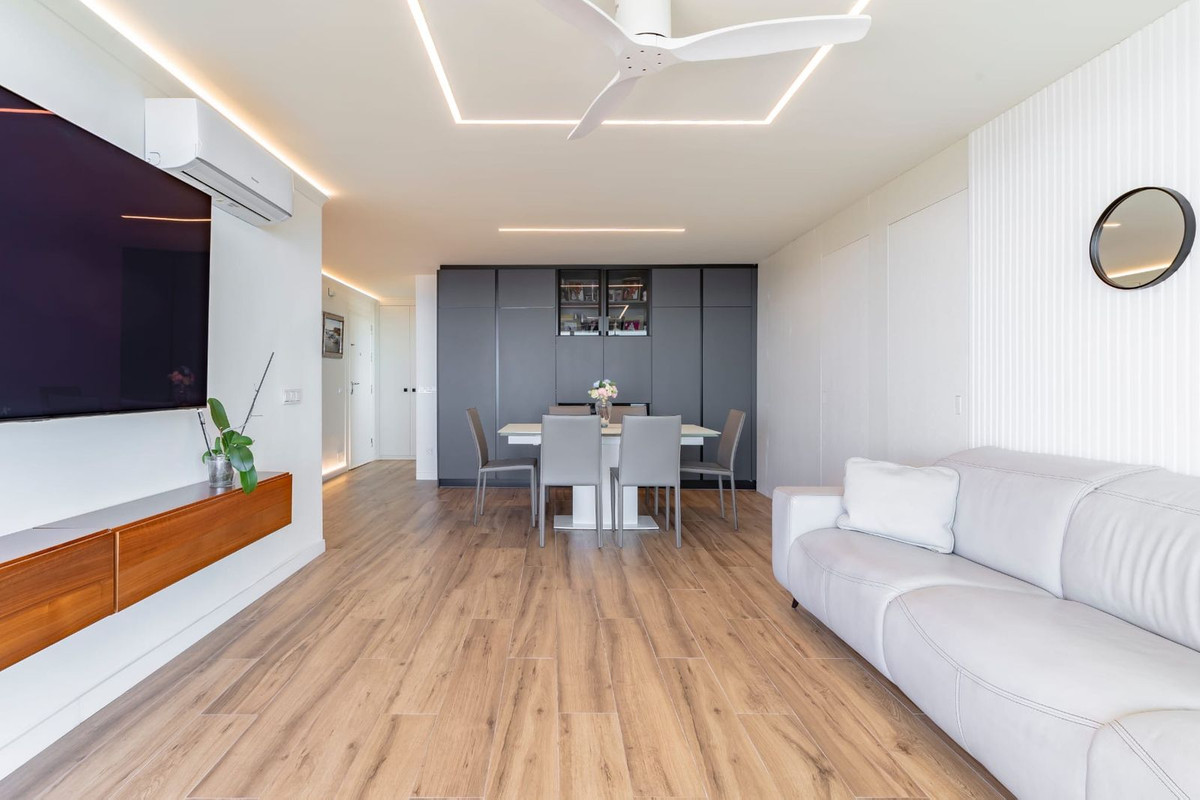 Apartment for sale in Rio Real Golf, Málaga, Spain