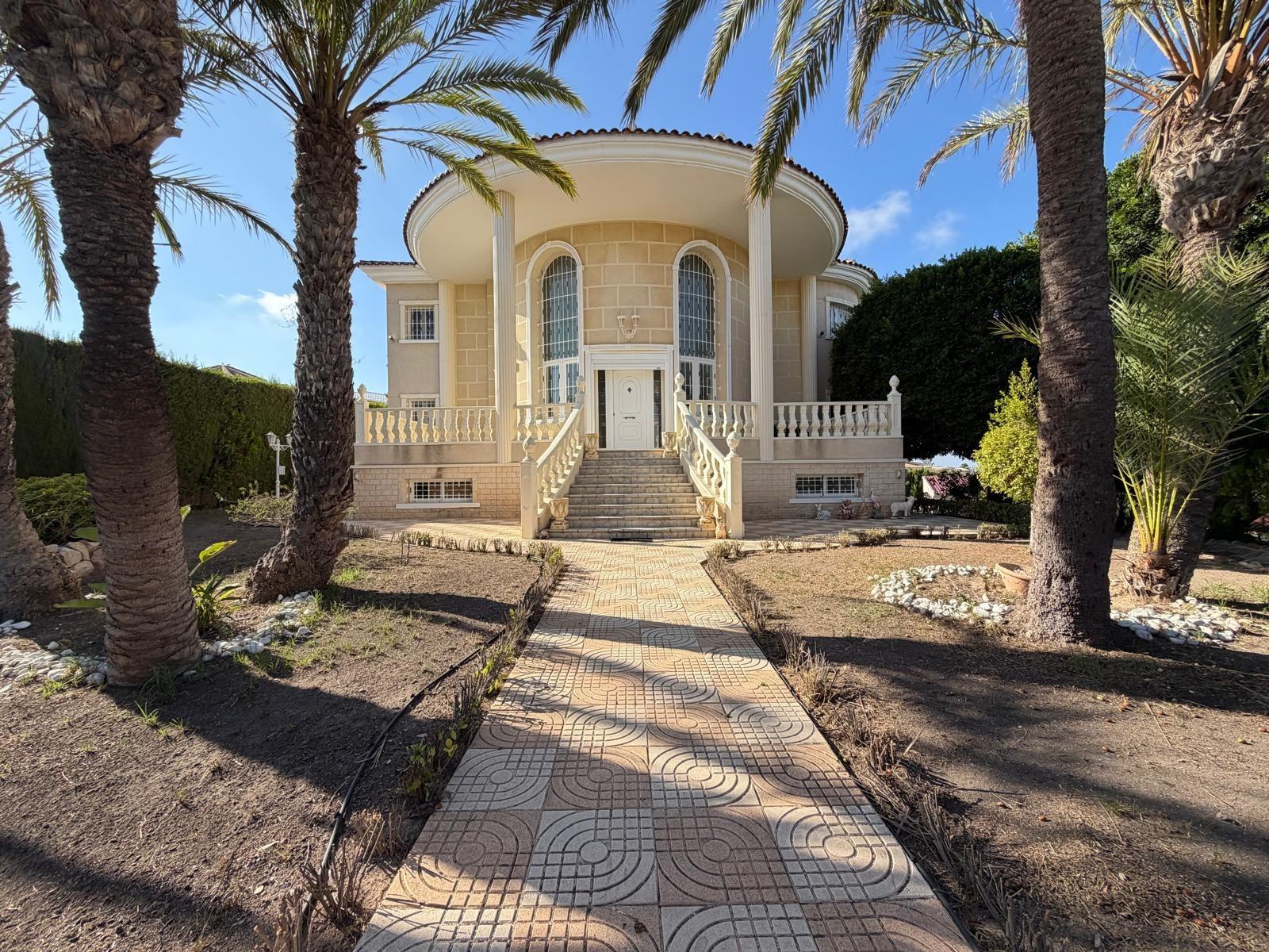 Villa en venta en Rojales