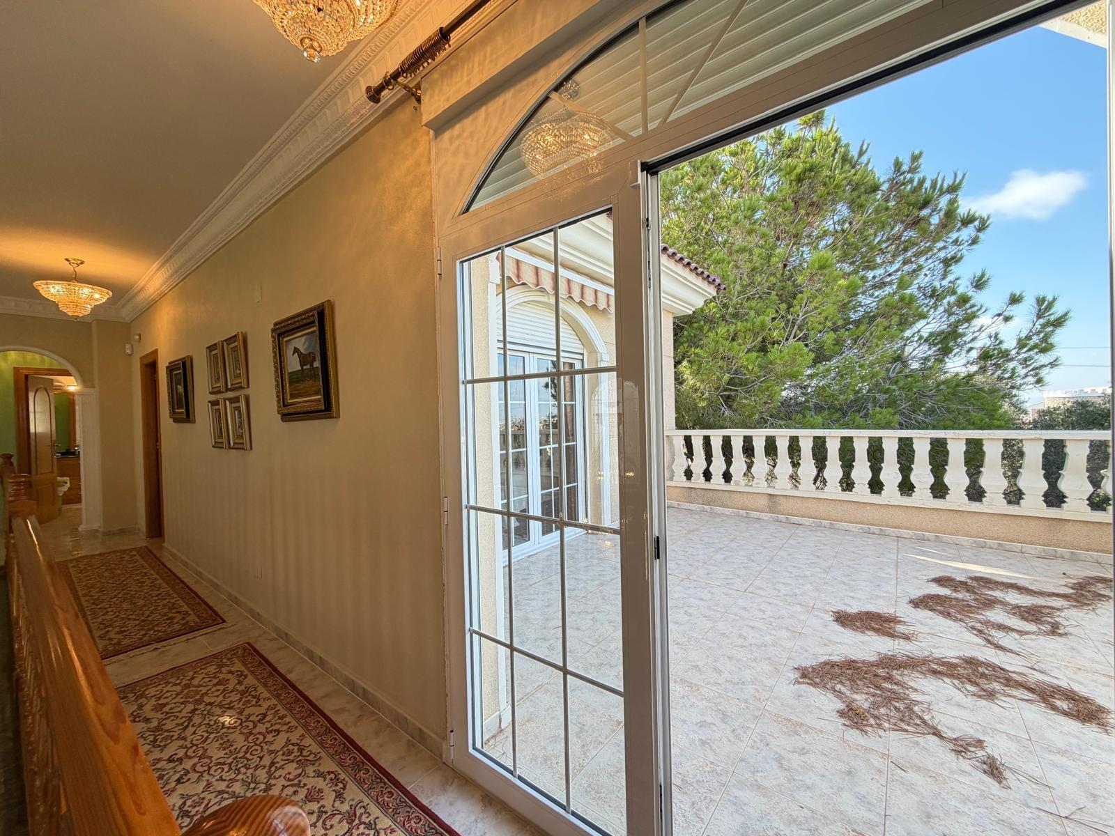 Villa en venta en Rojales