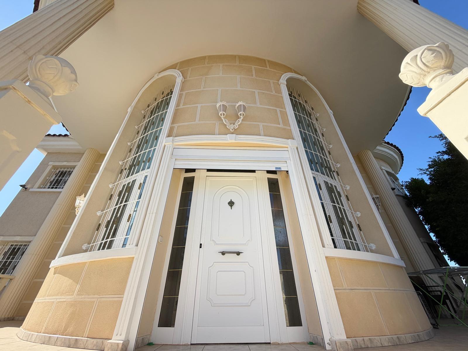 Villa en venta en Rojales