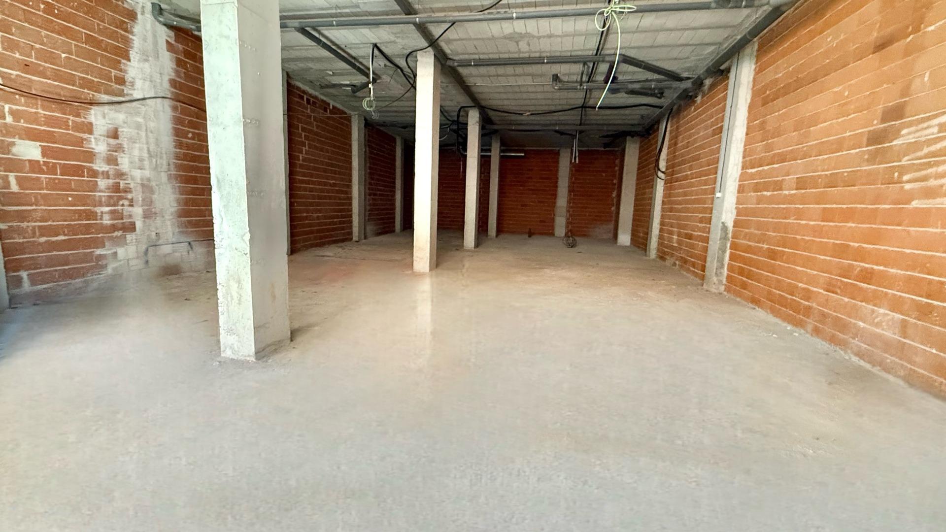 Comercial en venta en Torrevieja