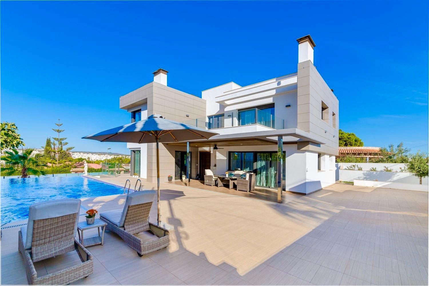Villa for sale in Torrevieja, Alicante, Spain