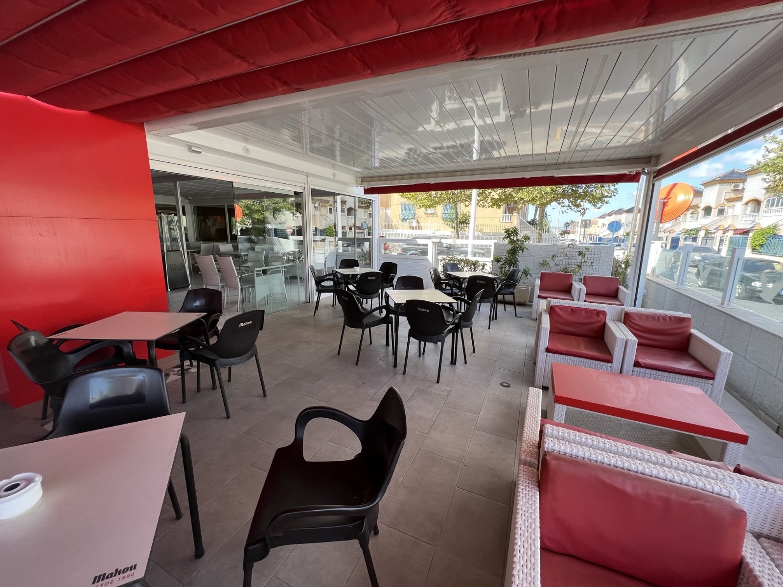 Commercial unit for sale in Torrevieja, Alicante, Spain