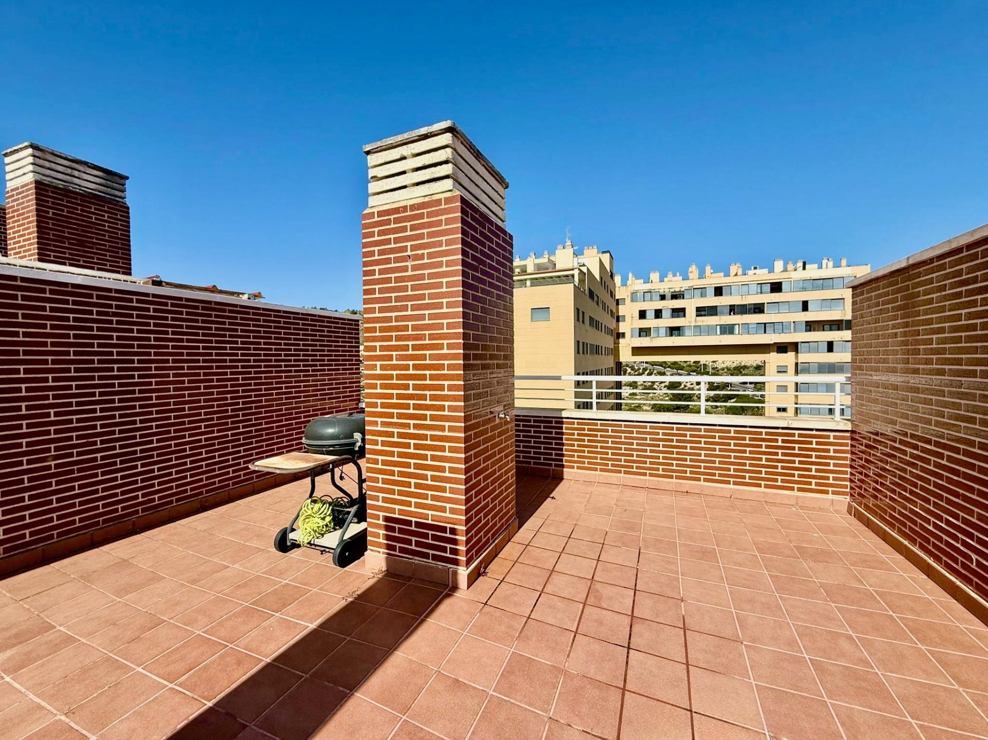 Penthouse for sale in Villajoyosa, Alicante, Spain