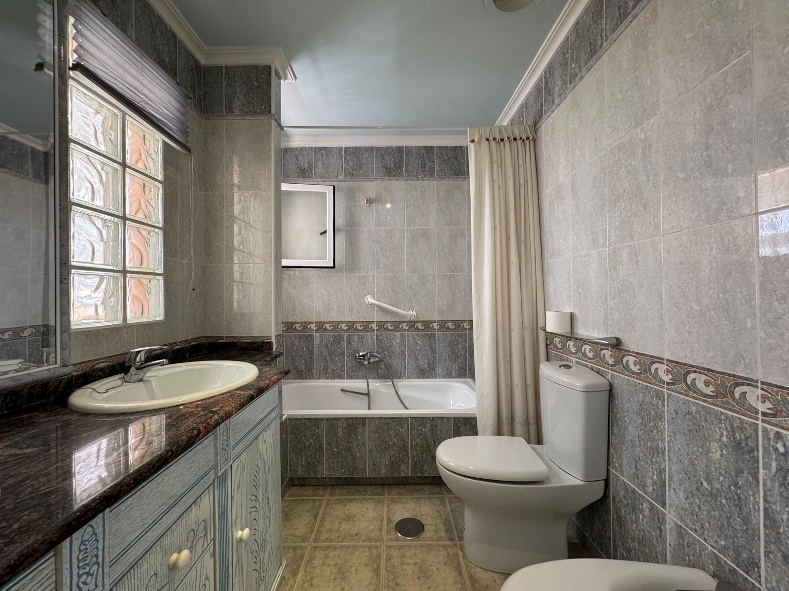 Town House for sale in Guardamar Del Segura, Alicante, Spain