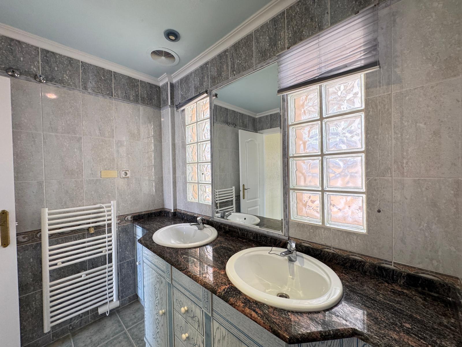 Town House for sale in Guardamar Del Segura, Alicante, Spain