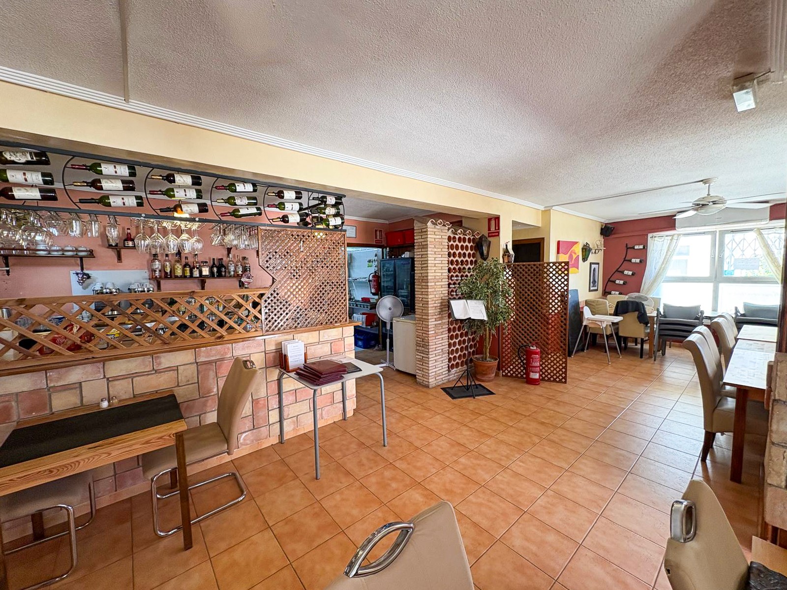 Commercial unit for sale in Torrevieja, Alicante, Spain