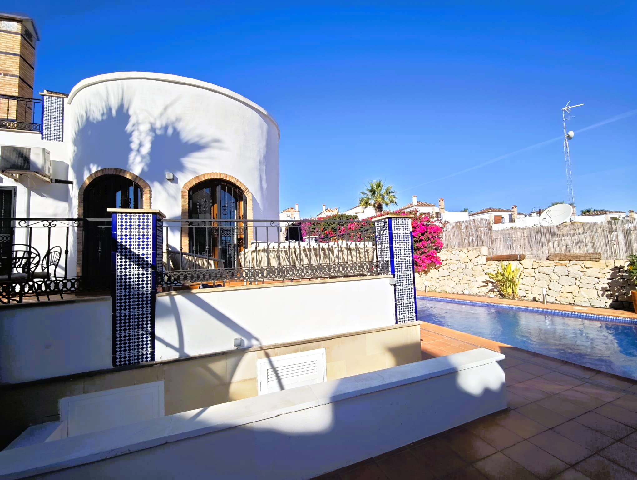 Villa for sale in Algorfa, Alicante, Spain