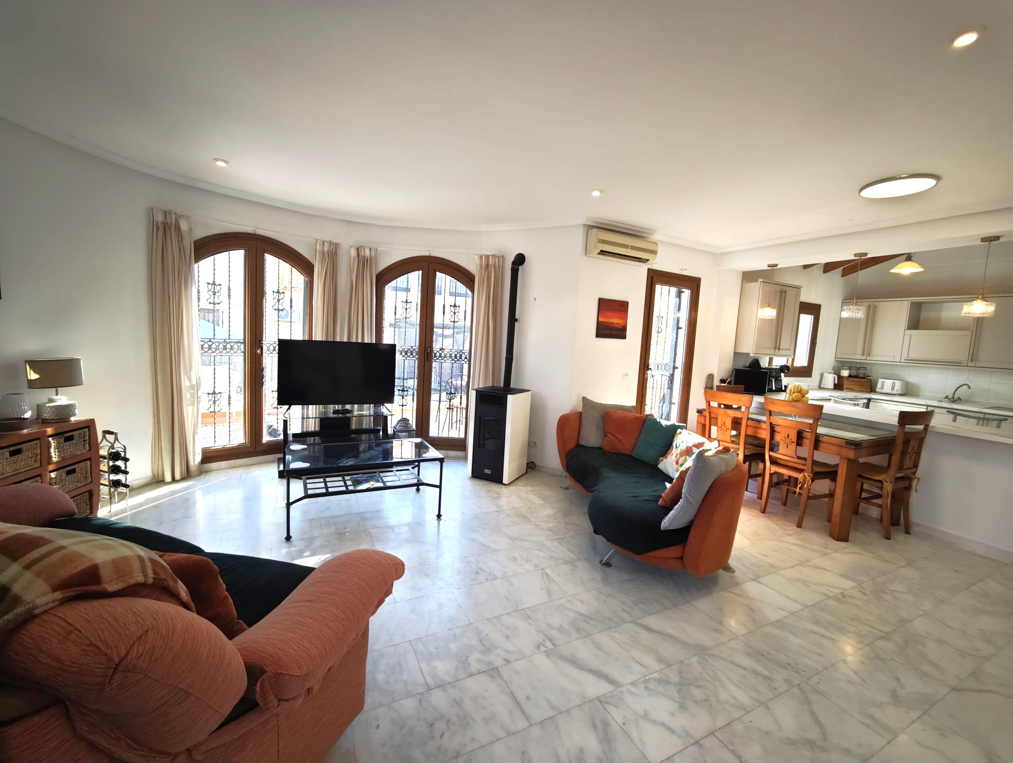 Villa for sale in Algorfa, Alicante, Spain
