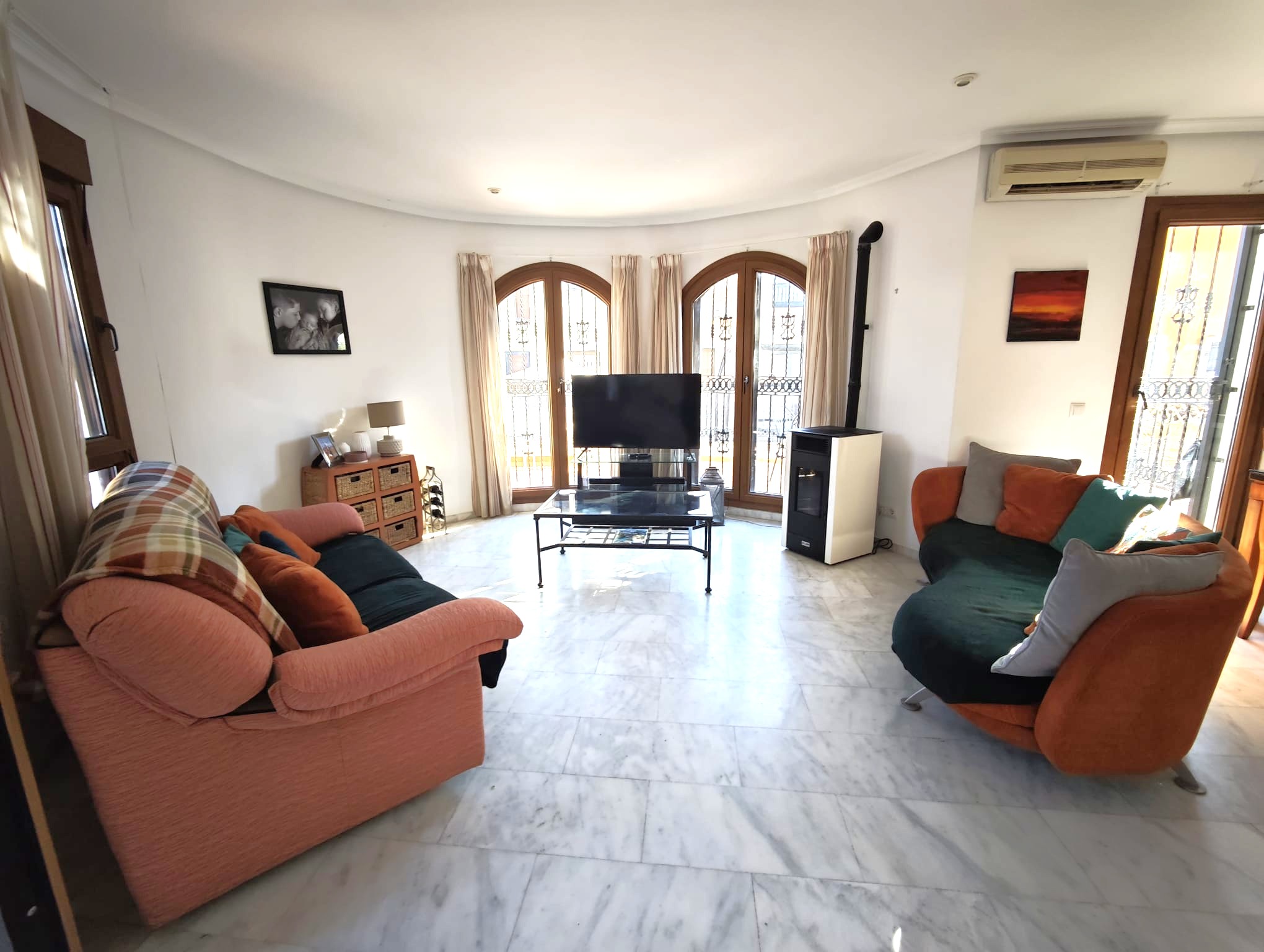 Villa for sale in Algorfa, Alicante, Spain