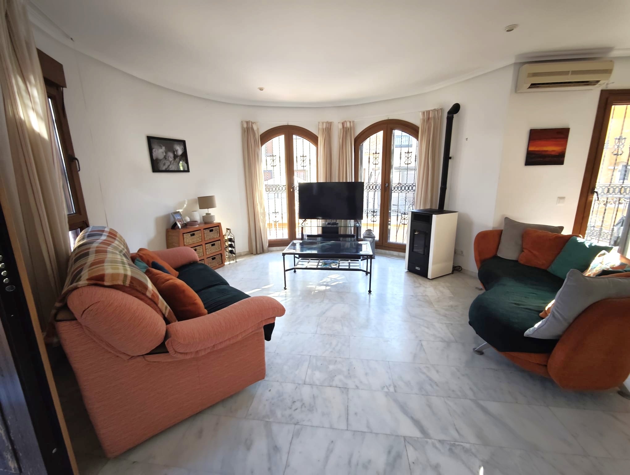 Villa for sale in Algorfa, Alicante, Spain
