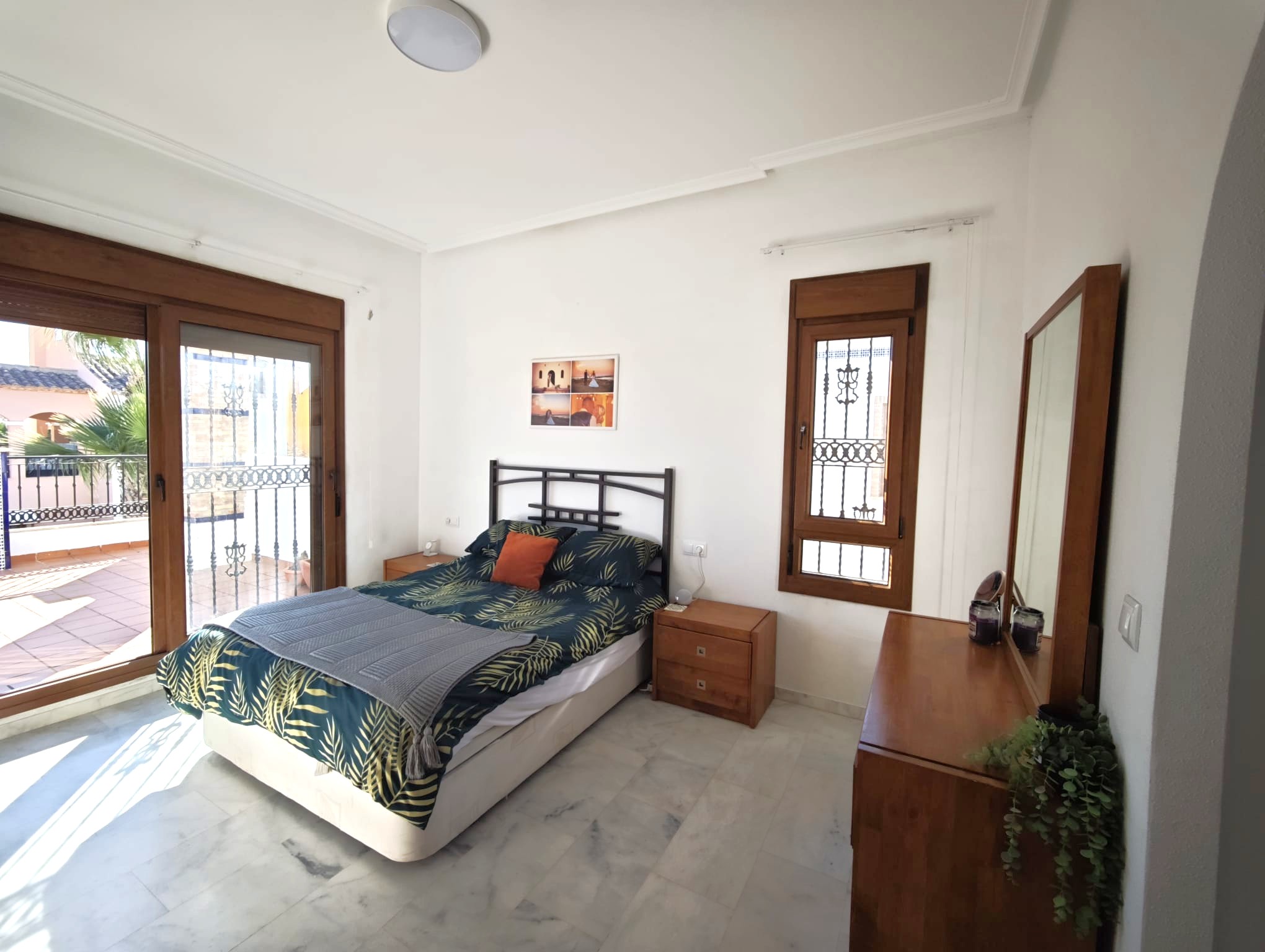 Villa for sale in Algorfa, Alicante, Spain