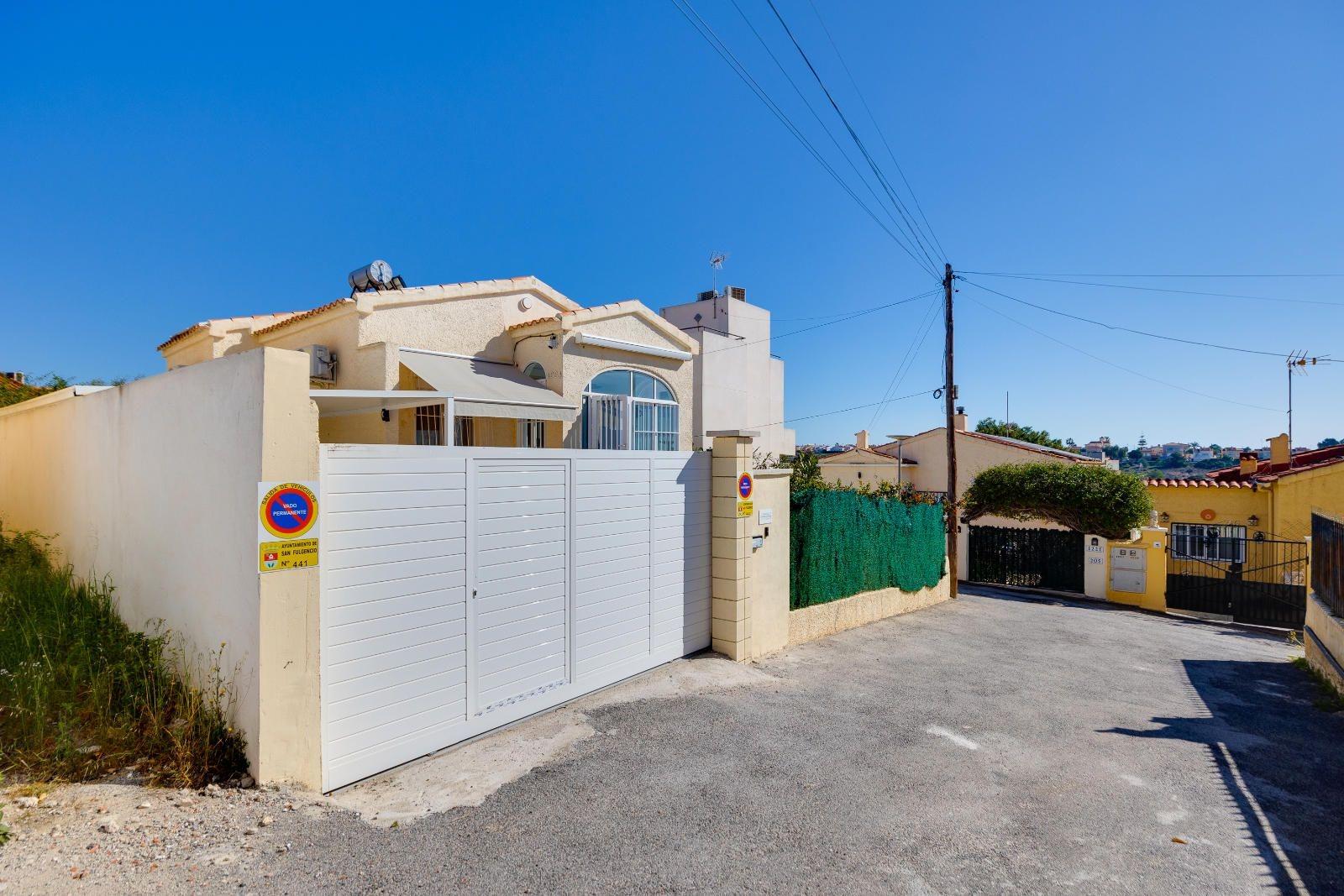 Villa for sale in San Fulgencio, Alicante, Spain