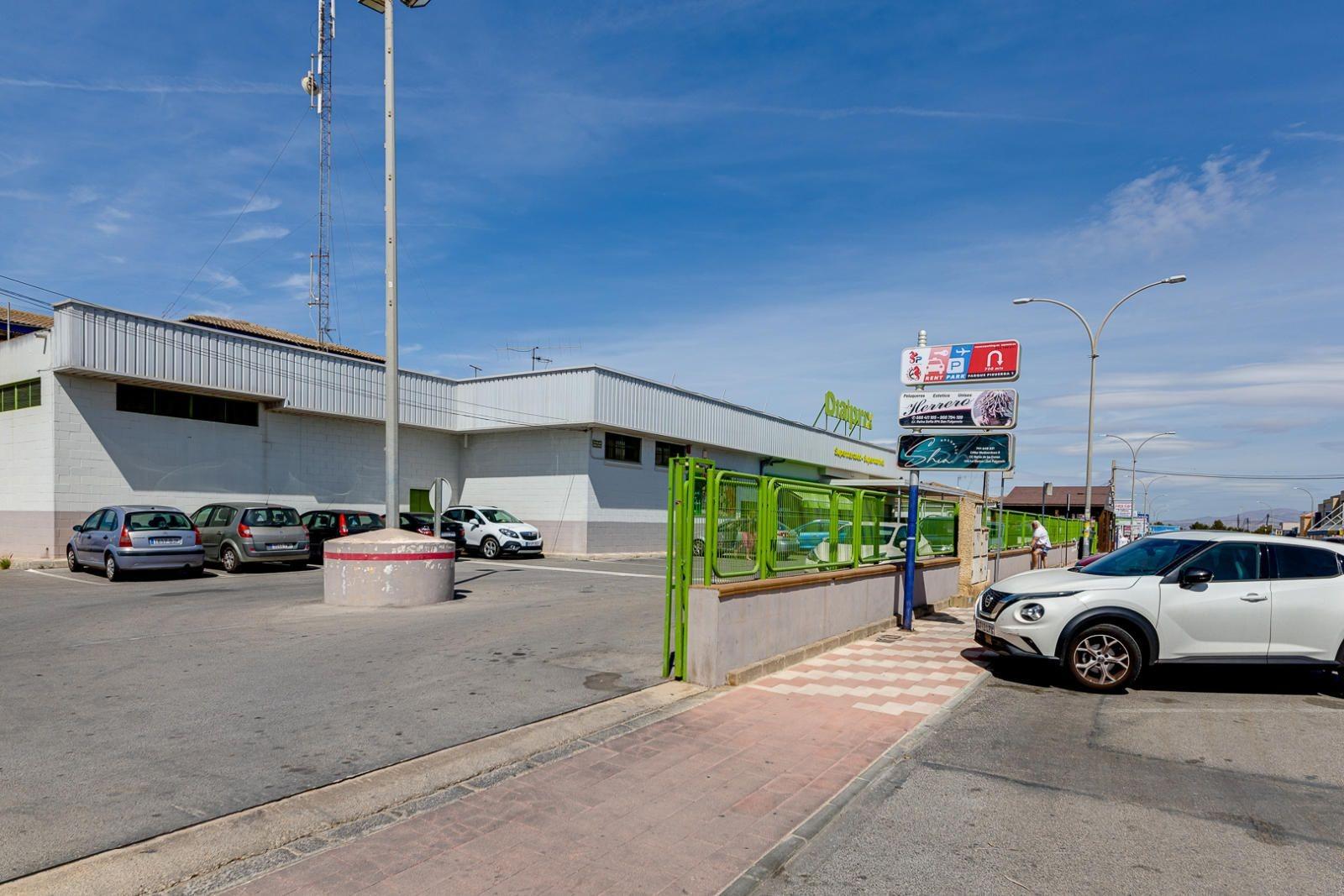 Villa for sale in San Fulgencio, Alicante, Spain