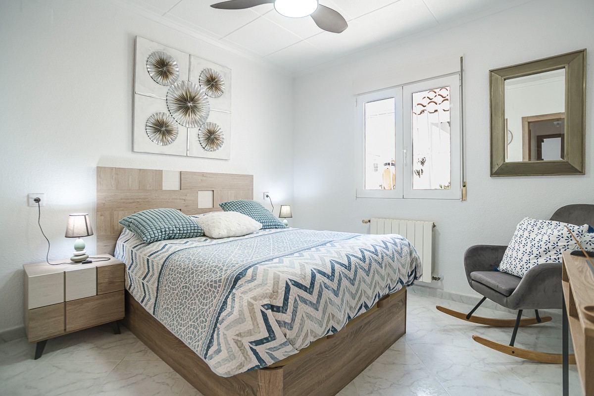Villa for sale in La Marina, Alicante, Spain