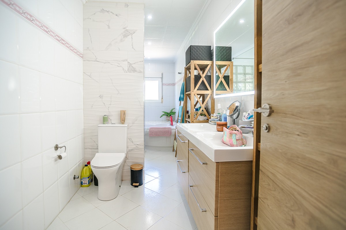 Villa for sale in La Marina, Alicante, Spain