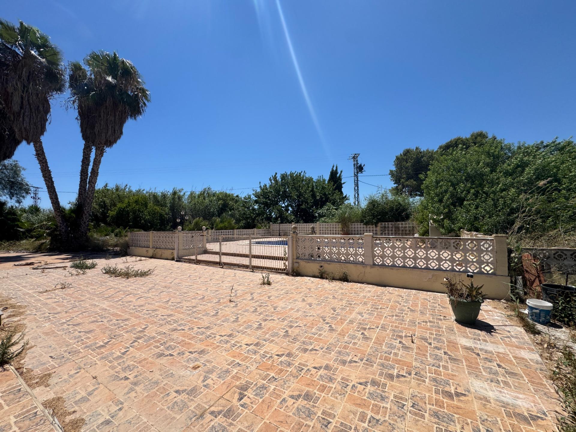 Finca for sale in Dolores, Alicante, Spain