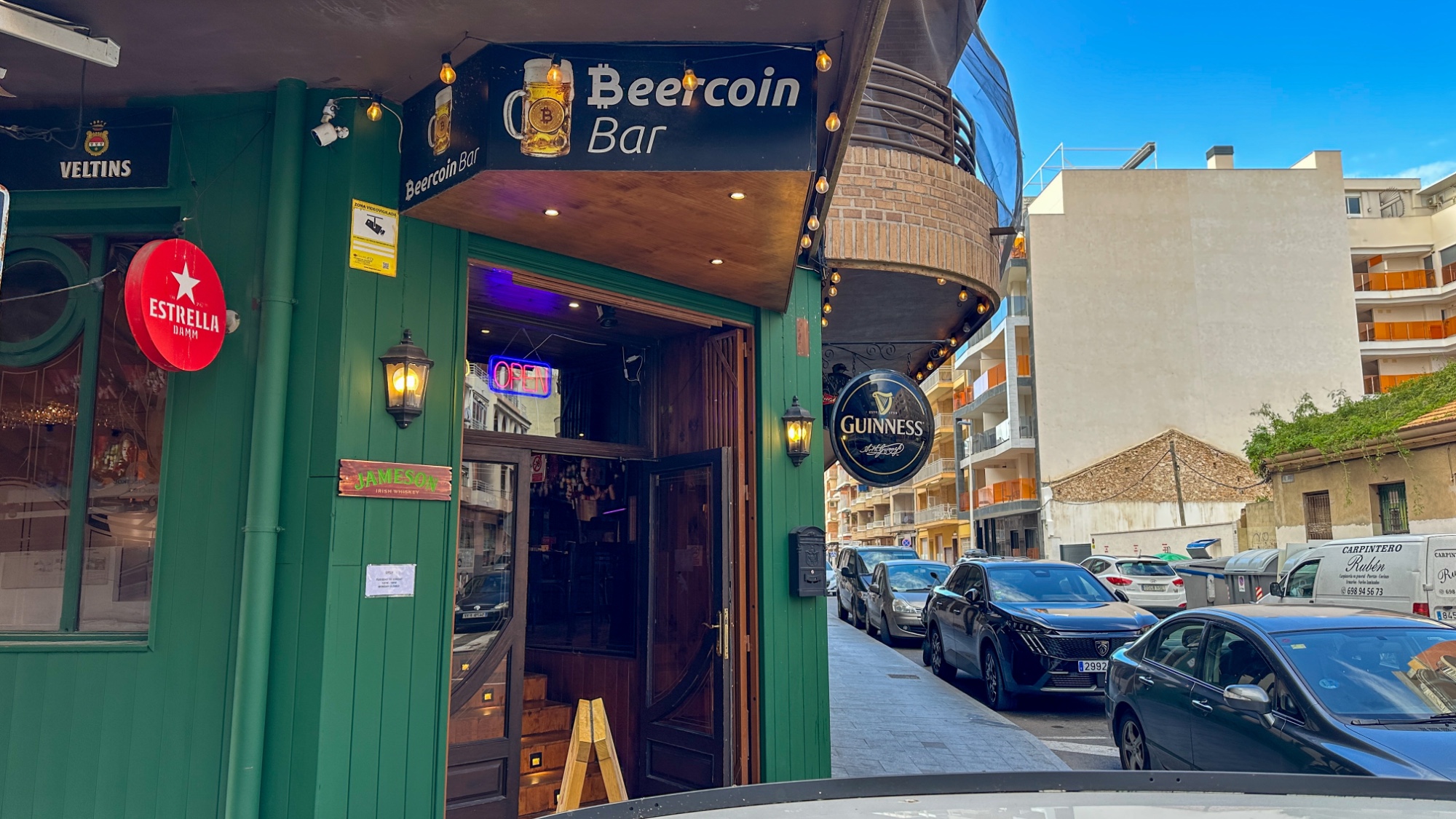Commercial unit for sale in Torrevieja, Alicante, Spain