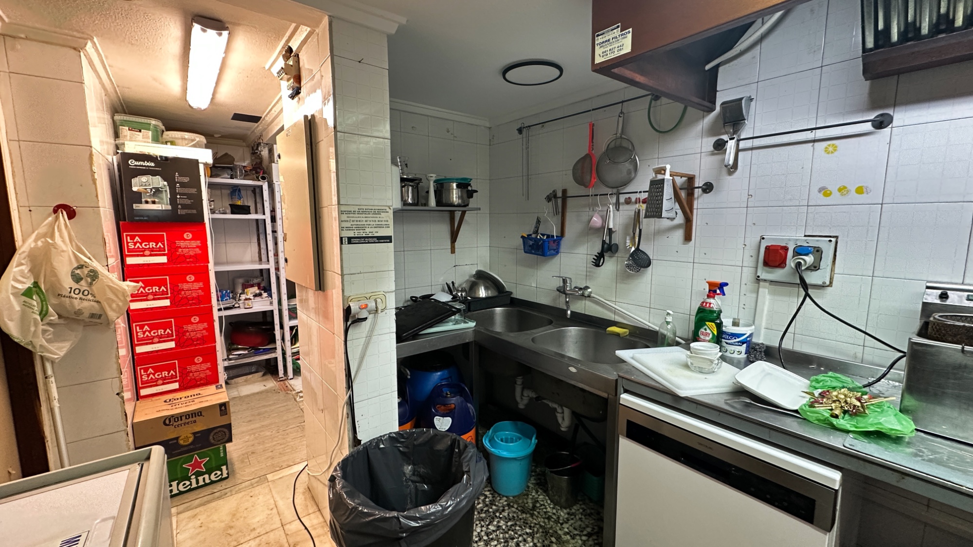 Commercial unit for sale in Torrevieja, Alicante, Spain