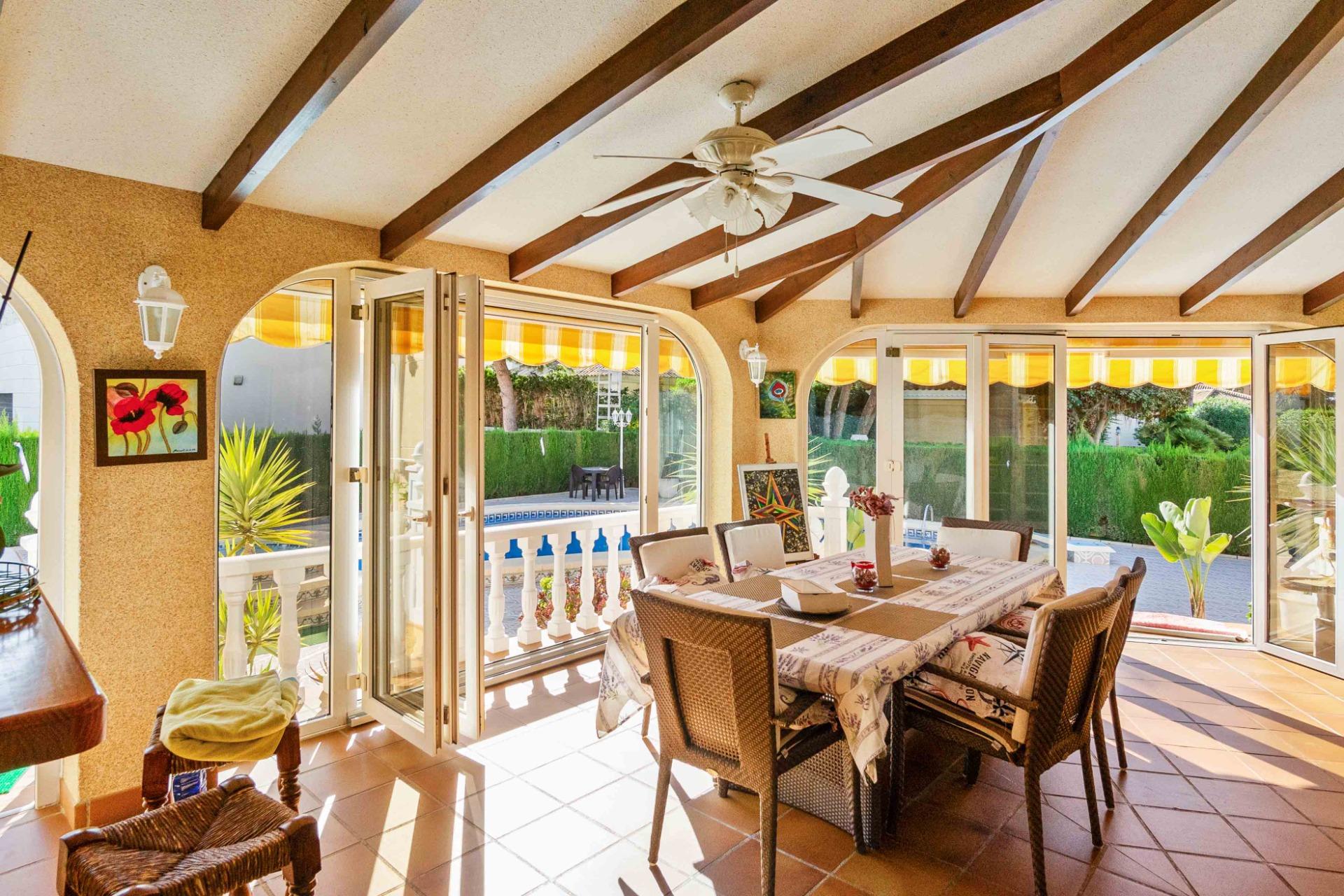 Villa en venta en Cabo Roig