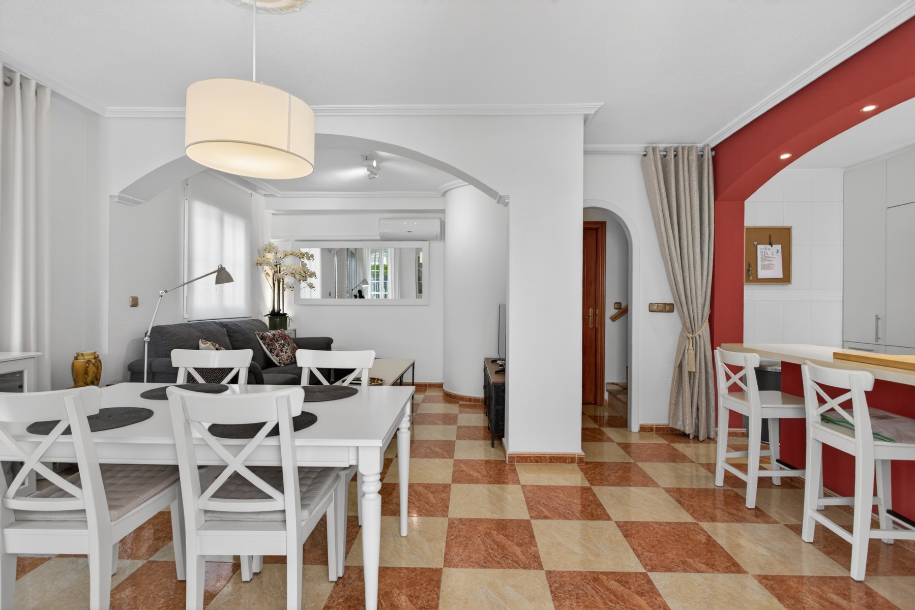 Villa en venta en Orihuela Costa