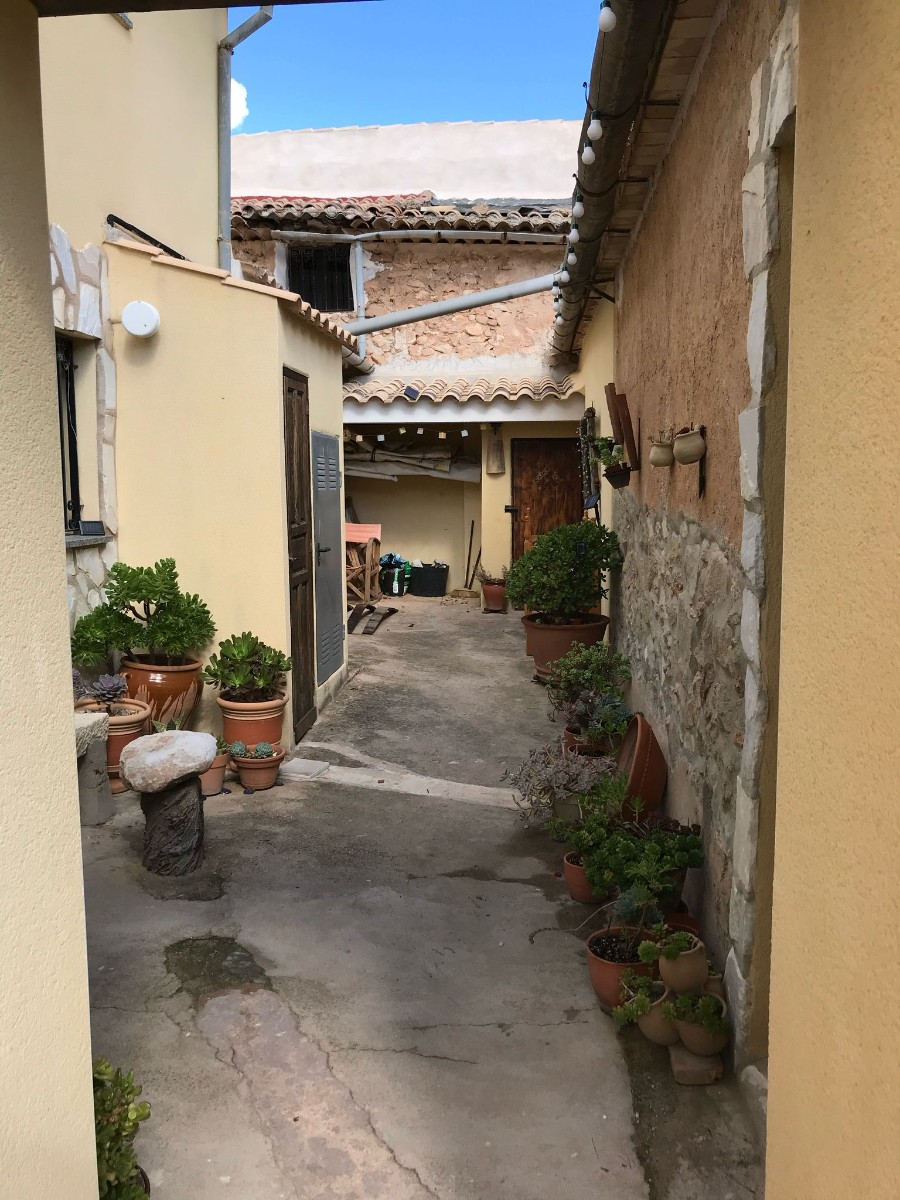 Commercial Property for sale in Monóvarmonóver, Alicante, Spain