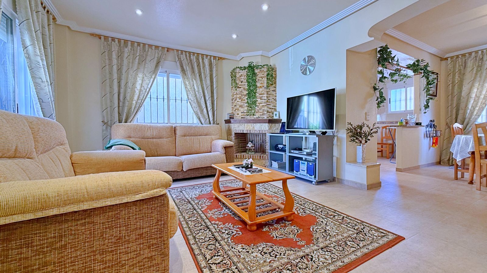 Villa for sale in Orihuela, Alicante, Spain