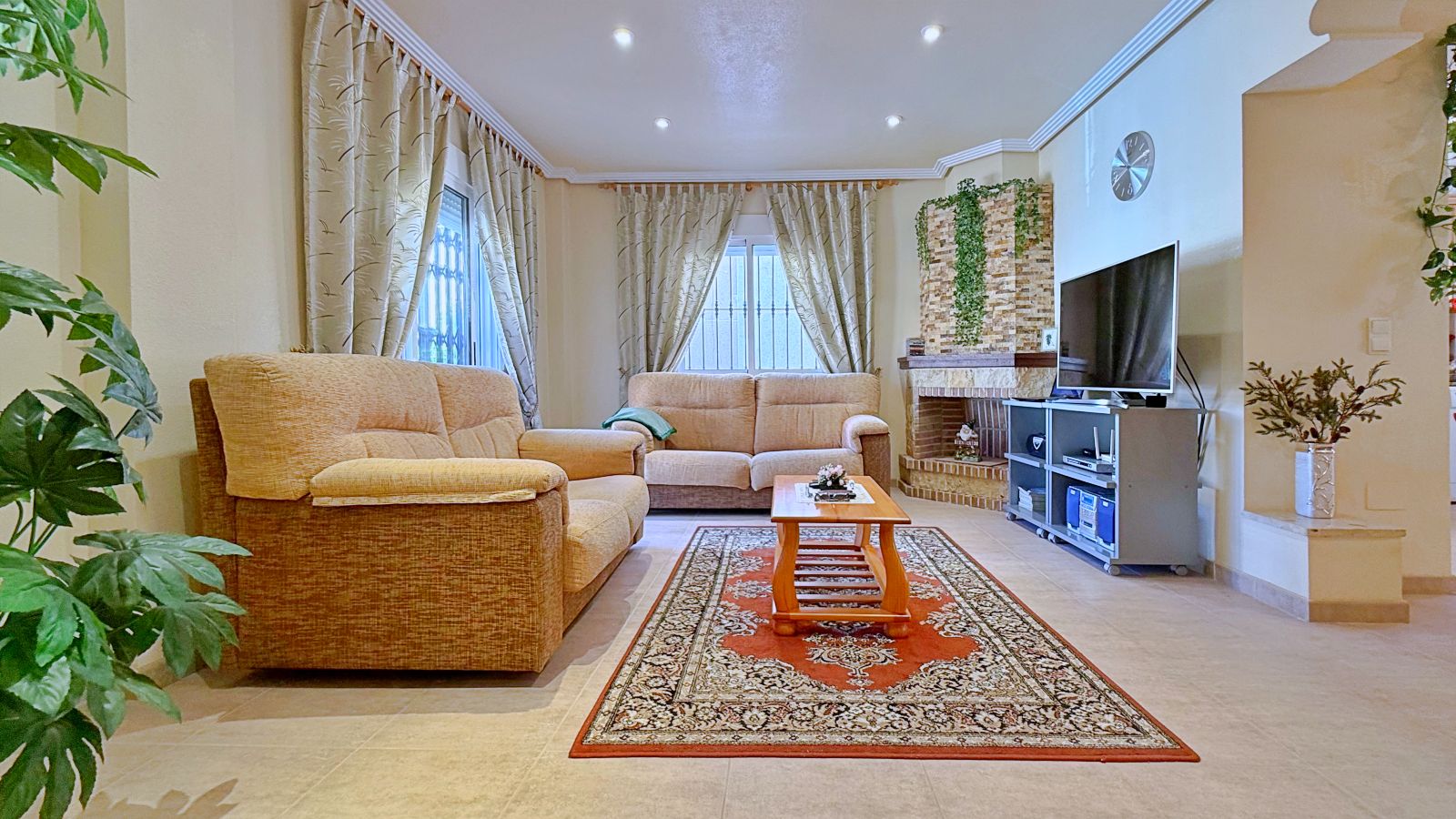Villa for sale in Orihuela, Alicante, Spain