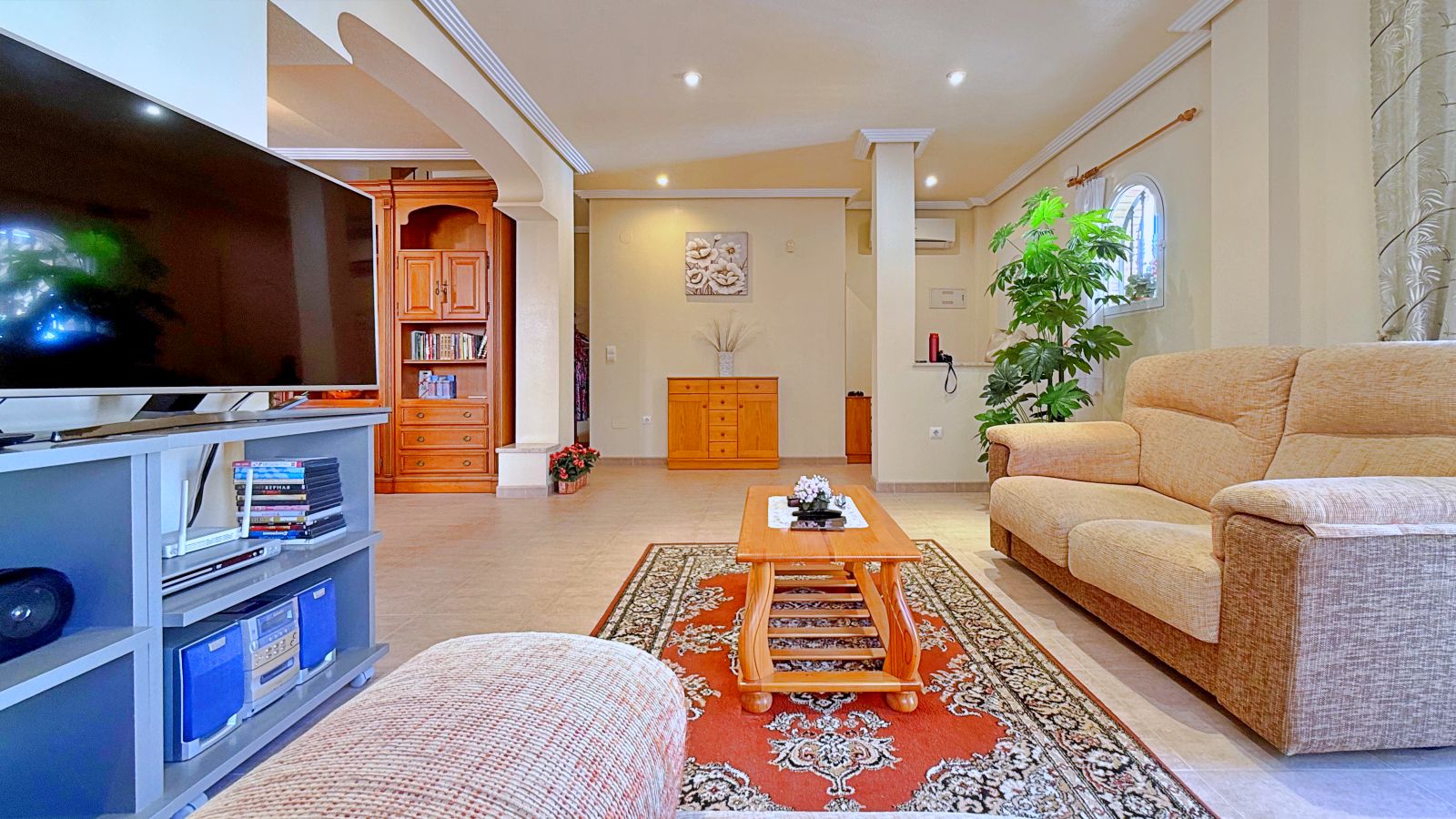 Villa for sale in Orihuela, Alicante, Spain