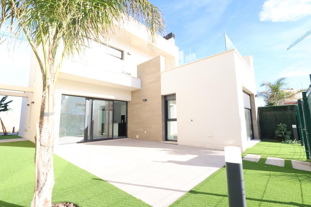 Villa en venta en Los Alcázares