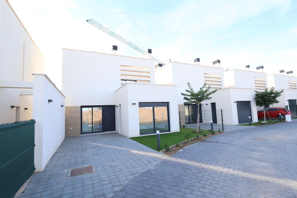 Villa en venta en Los Alcázares