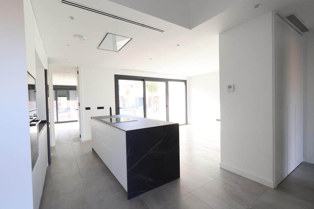 Villa en venta en Los Alcázares