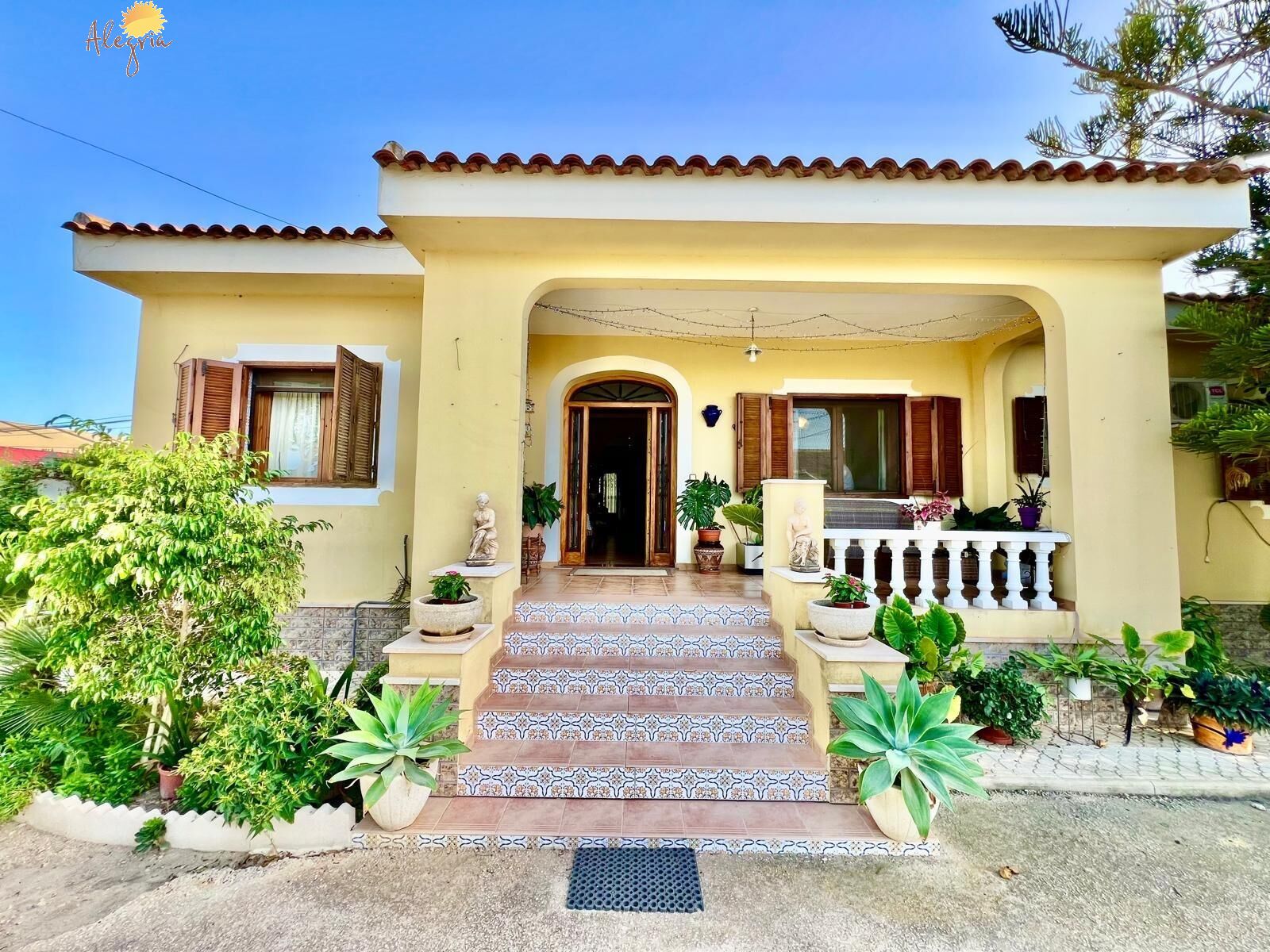 Villa en venta en Daya Vieja