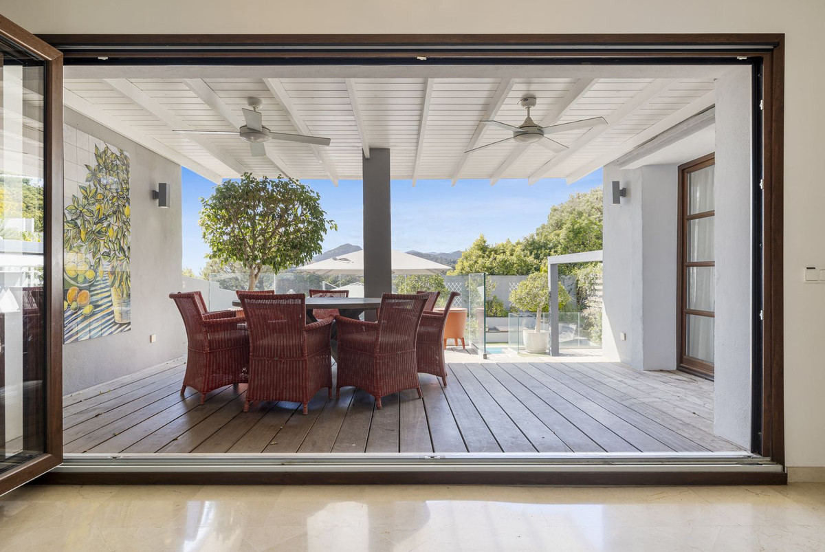 Town House for sale in Benahavis, Málaga, Spain