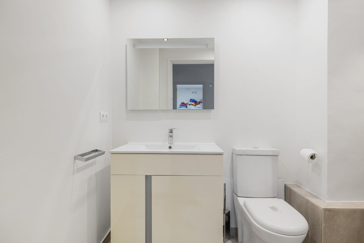 Town House for sale in Benahavis, Málaga, Spain