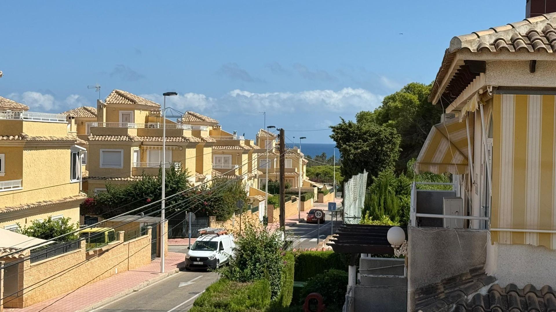 Bungalow for sale in Torrevieja, Alicante, Spain